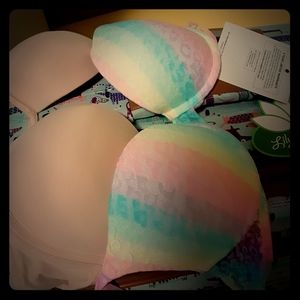 2 VS Pink Bras